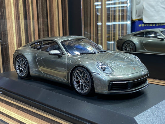 Porsche 911 Carrera 4S 2019 1/18 Diecast car by Minichamps
