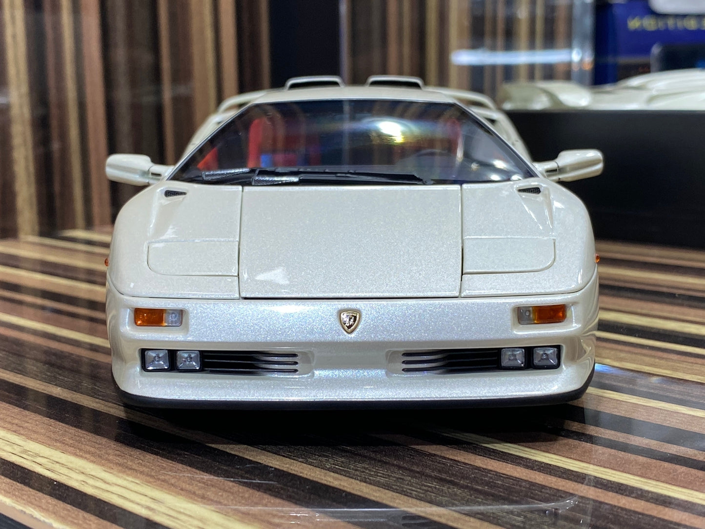 1/18 Diecast Lamborghini Diablo SE30 JOTA White AUTOart Scale Model Car
