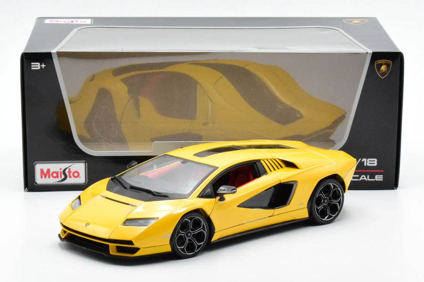 1/18 Diecast Lamborghini Countach LPI 800-4 Yellow Diecast Model car Maisto