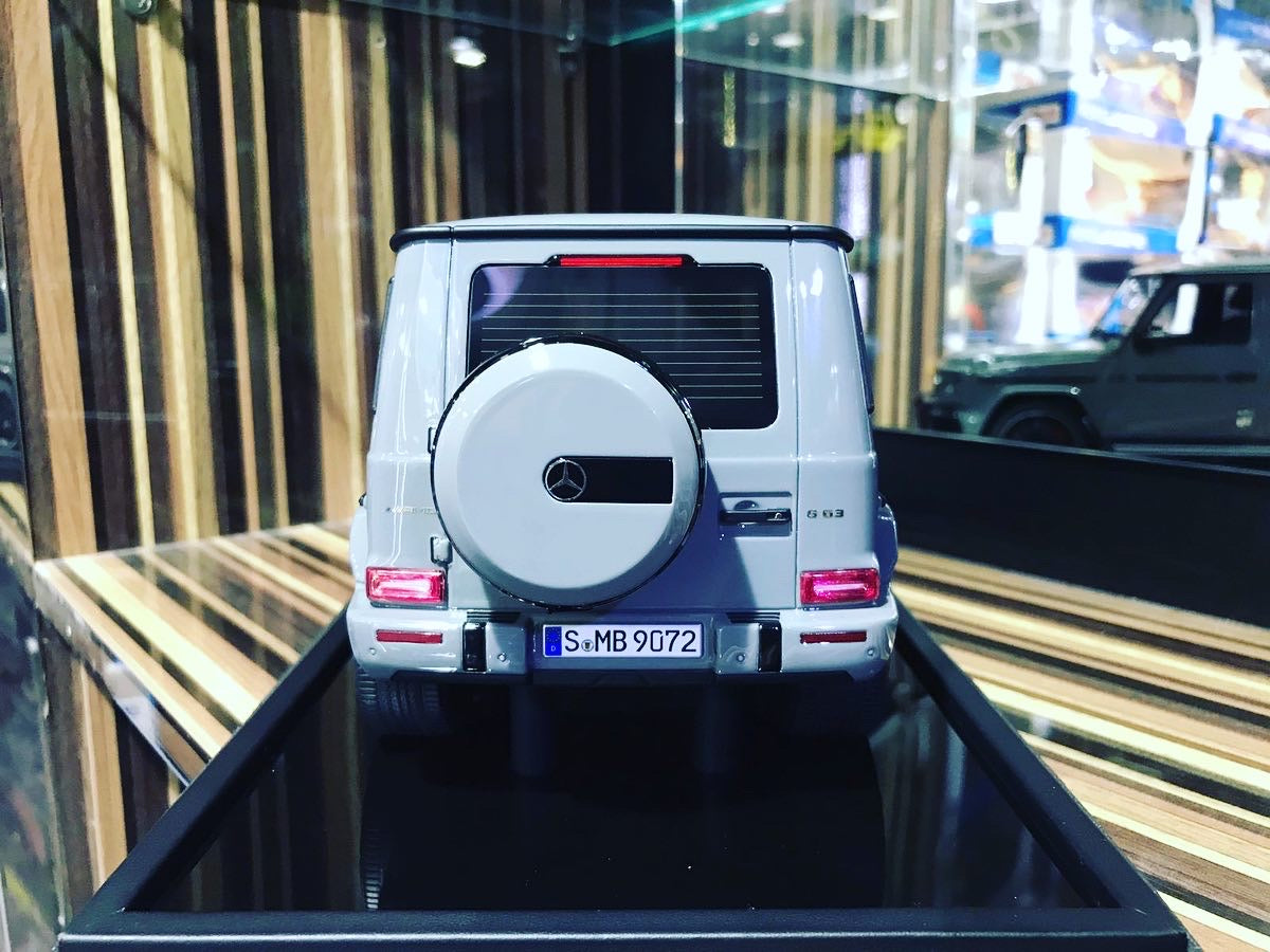 1/18 Diecast Miniature Mercedes-Benz G-Class G63 AMG Diecast car by IVY Models Model Car