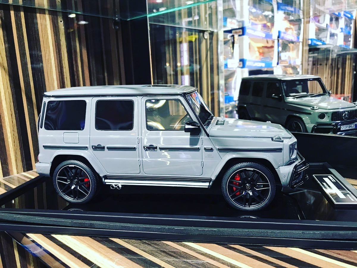 1/18 Diecast Miniature Mercedes-Benz G-Class G63 AMG Diecast car by IVY Models Model Car