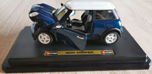 Mini Cooper Blue and White 1/18 Diecast car by Bburago