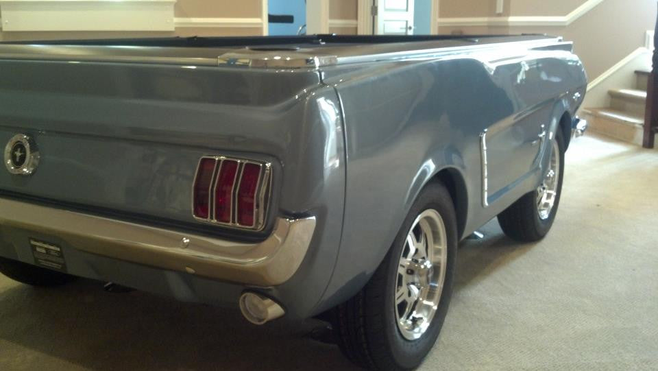 Mustang Pool table - dturman.com
