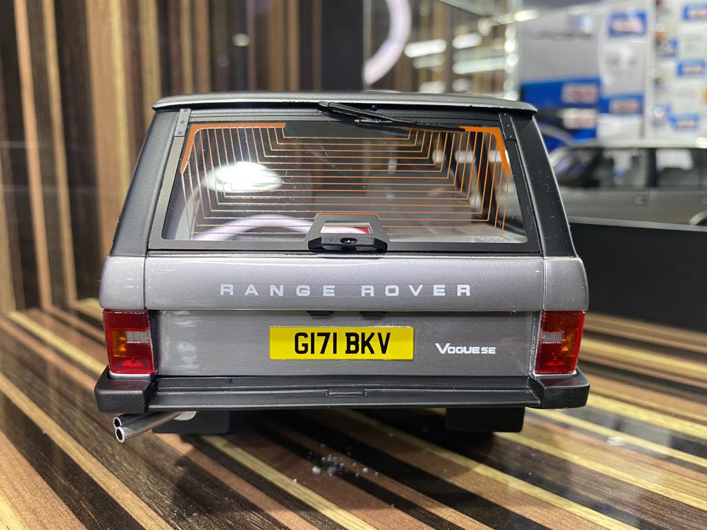 1/18 Diecast Miniature Land Rover Range Rover Classic Vogue CULT Silver Model Car
