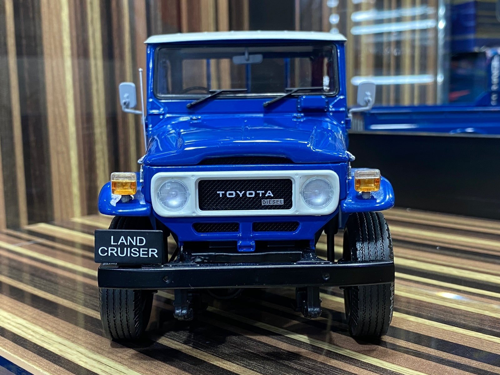 1/18 Diecast Toyota Land Cruiser 40 Pickup Blue Kyosho Scale Model Car