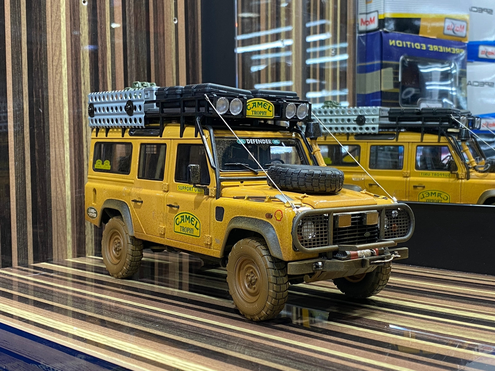 1/18 Diecast Land Rover Defender 110 "Camel Trophy Sabah-Malaysia" Dirty Version 1993 Yellow Almost Real Model Car