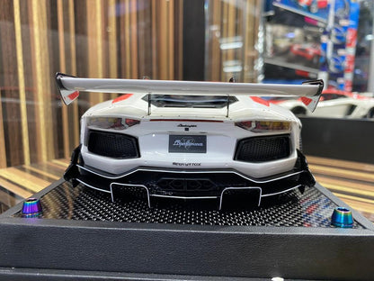 1/18 Resin Lamborghini Aventador Supreme White & Red by Timothy&Pierre