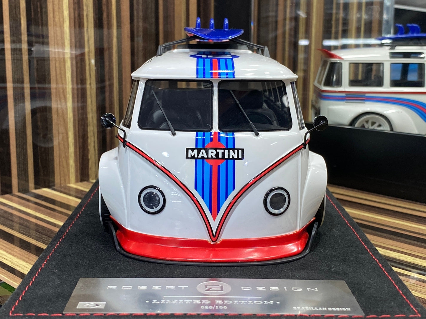 Volkswagen Van Martini 1/18 by Robert Design
