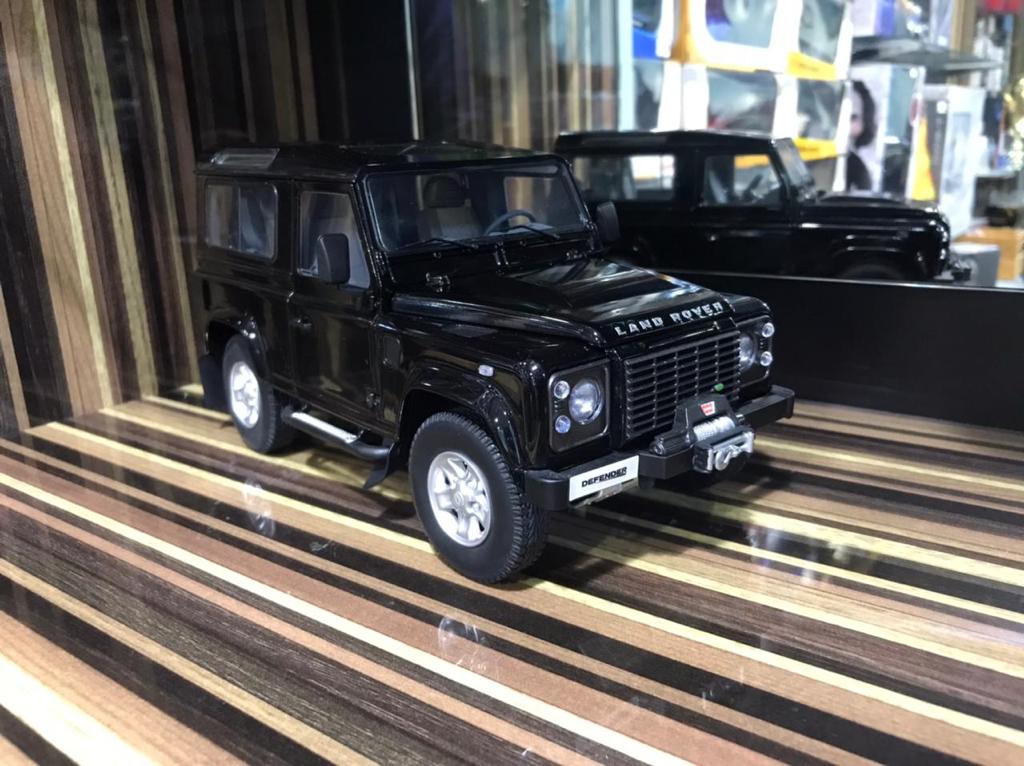 Defender Car Square Model 1/18 Diecast Land Rover Defender 90 Black Kyosho Scale Model Car ...
