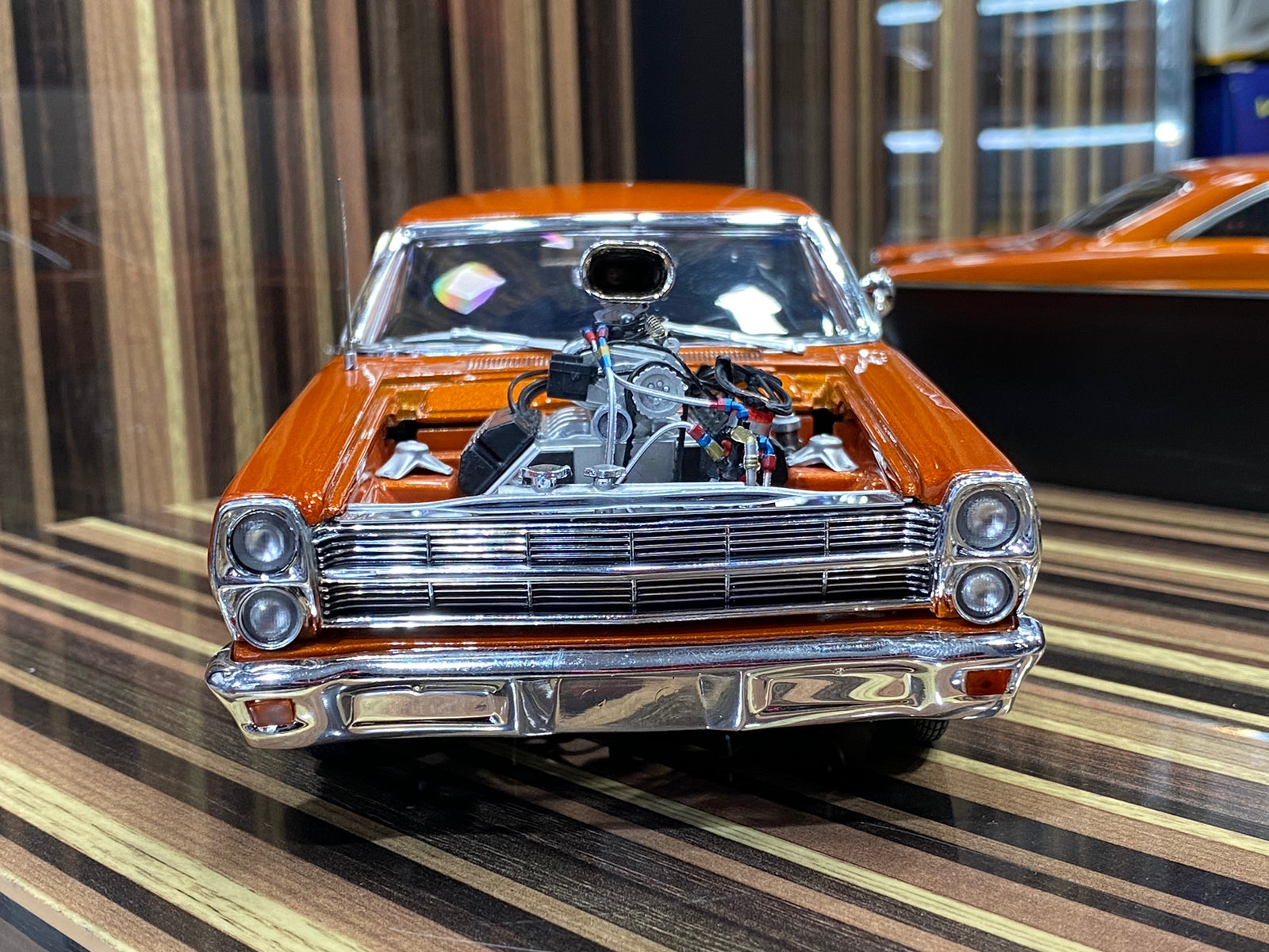 1/18 Ford Fairlane 427 SOHC Street Machine 1967 Orange by GMP