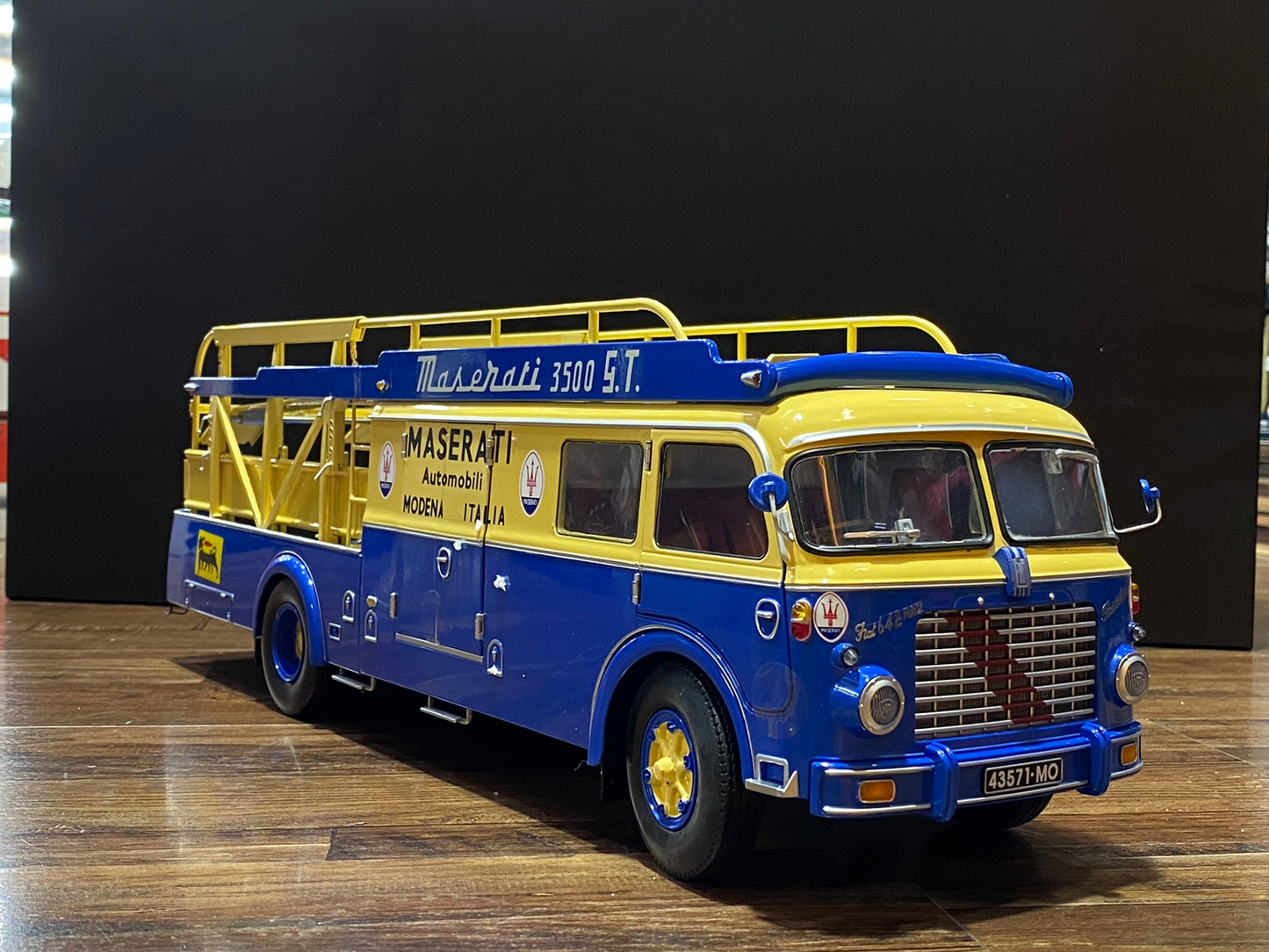 Miniature camion déménagement Déméco 1/43 - Etoile Auto49 Miniature camion déménagement Déméco 1/43 - Etoile Auto49