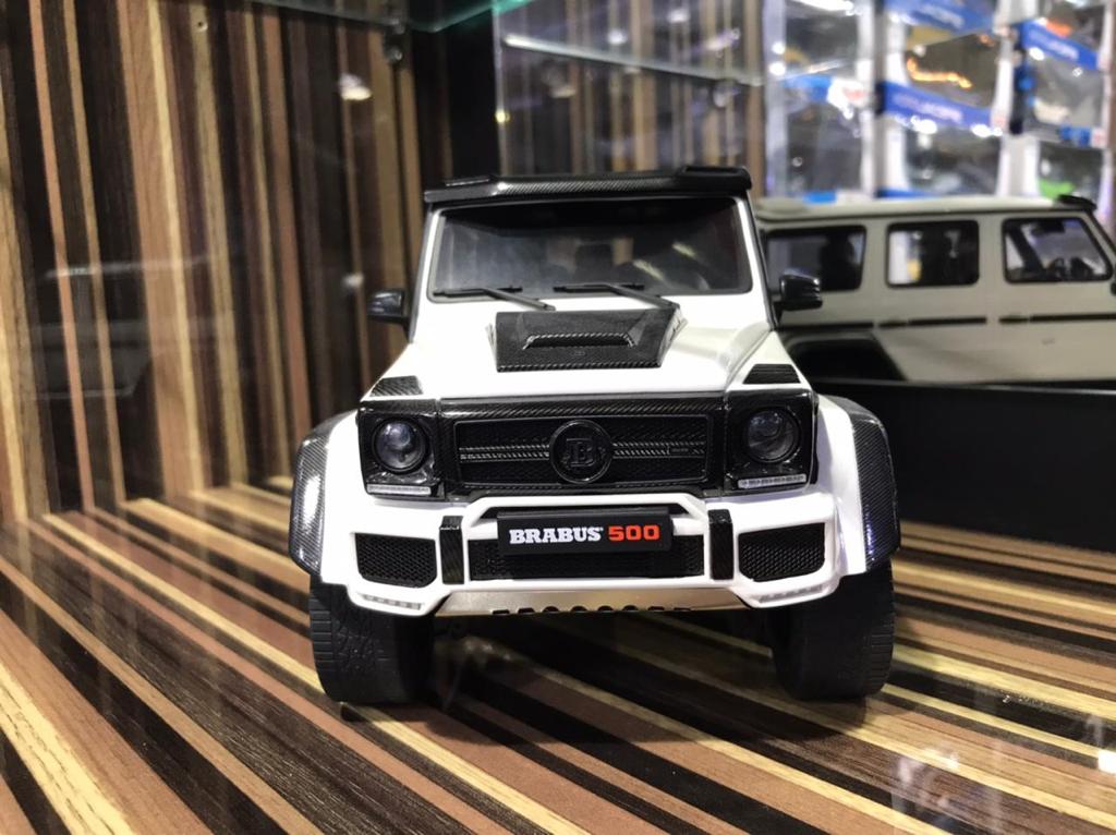 1/18 Diecast Mercedes-Benz Brabus 500 4x4 White GT Spirit Scale Model Car