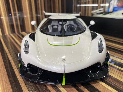 1/18 Diecast Koenigsegg Jesko GT Spirit White Scale Model Car