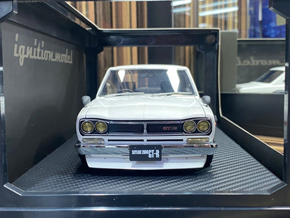 1/18 Diecast Nissan Skyline 2000 GT-R White Ignition model Miniature Car