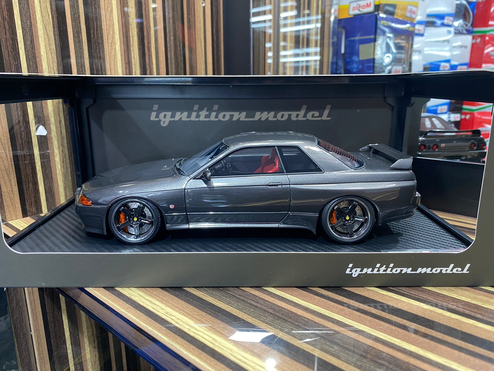1/18 Diecast Nissan Skyline GT-R R32 Ignition model Miniature Car
