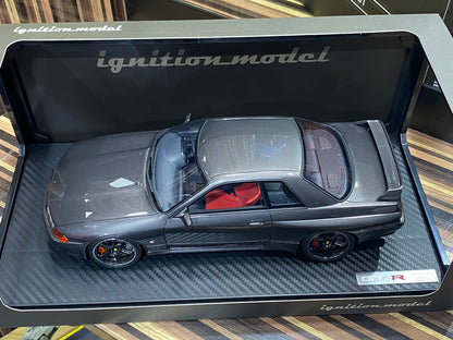 1/18 Diecast Nissan Skyline GT-R R32 Grey Ignition model Miniature Car