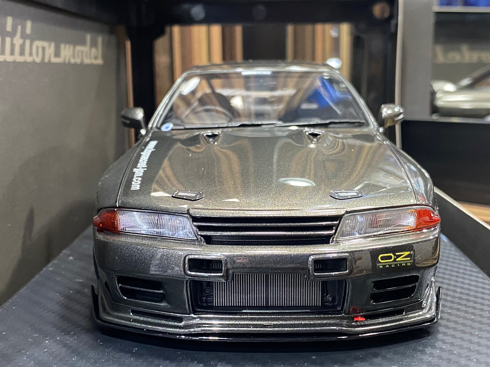 1/18 Diecast Nissan Skyline GT-R R32. Grey Metallic Ignition model Miniature Car