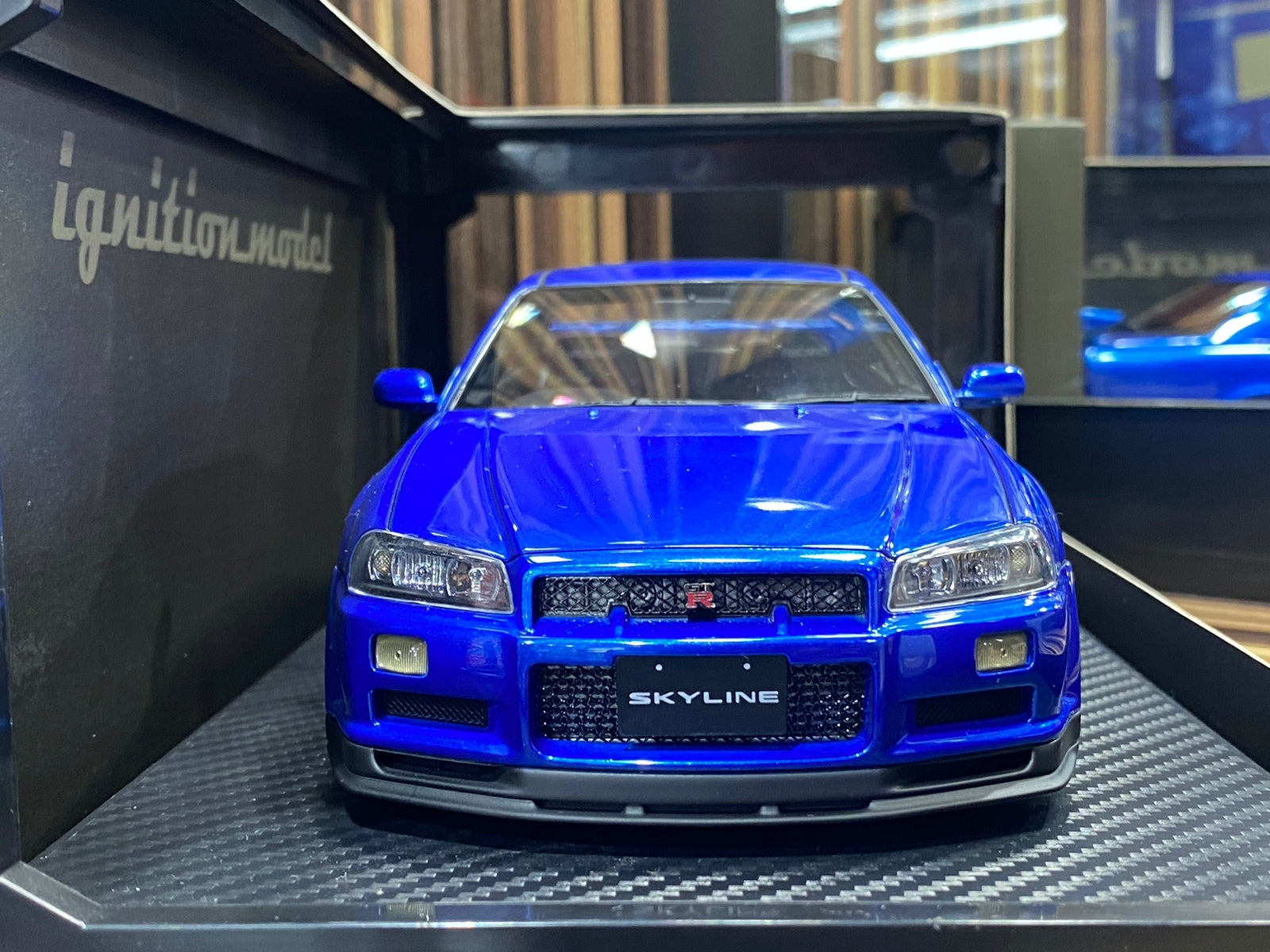 1/18 Diecast Nissan Skyline GT-R R34 4Doors Blue Ignition model Miniature Car