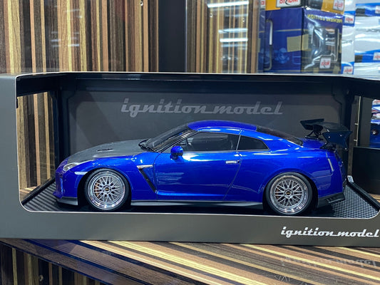 1/18 Diecast Nissan GT-R R35 Blue Ignition model Miniature Car