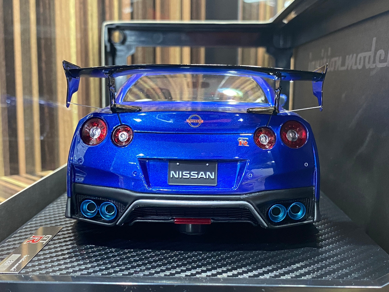 1/18 Diecast Nissan GT-R R35 Blue Ignition model Miniature Car ...