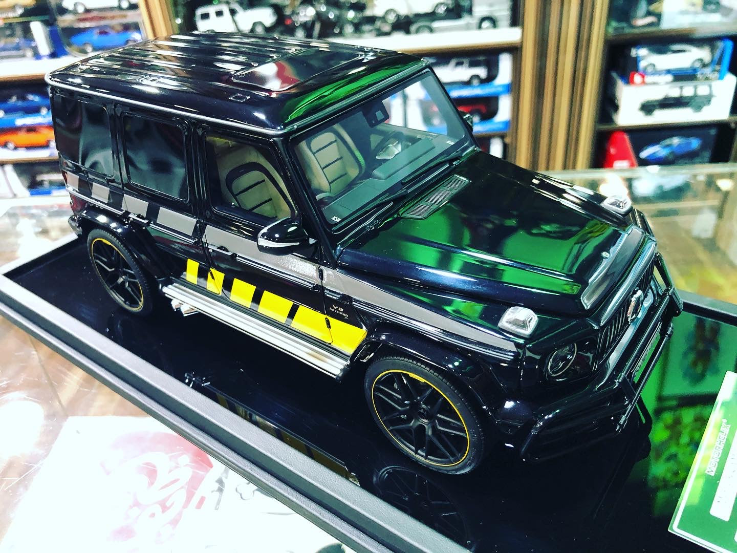 Mercedes-Benz G-Class G63 AMG W463 V8 Biturbo 2019 MotorHelix Cigarette Edition