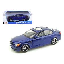1/18 Diecast BMW M5 Diecast Mode Blue Scale Model Car By Maisto