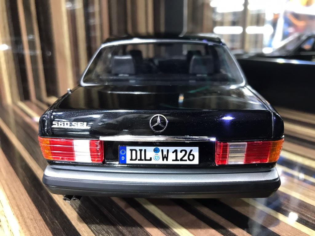 Mercedes-Benz 560SEL W126 iScale Black