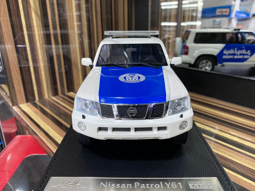 1/18 Diecast Nissan Patrol Safari Y61 custom white & Blue IVY Models Scale Model Car