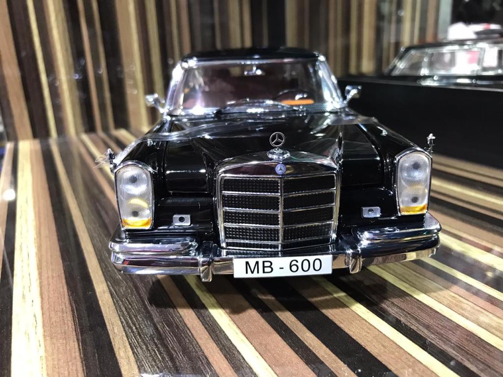Mercedes-Benz MB600 Sun Star