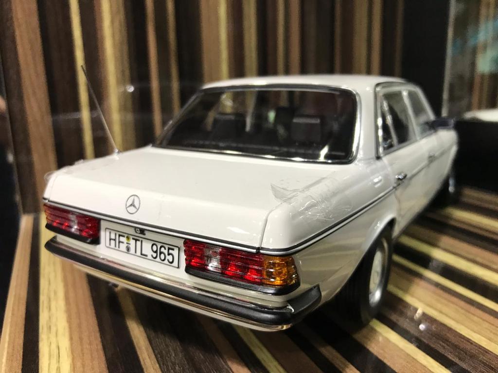 1/18 Diecast Mercedes-Benz 200 1982  White Norev Scale Model Car
