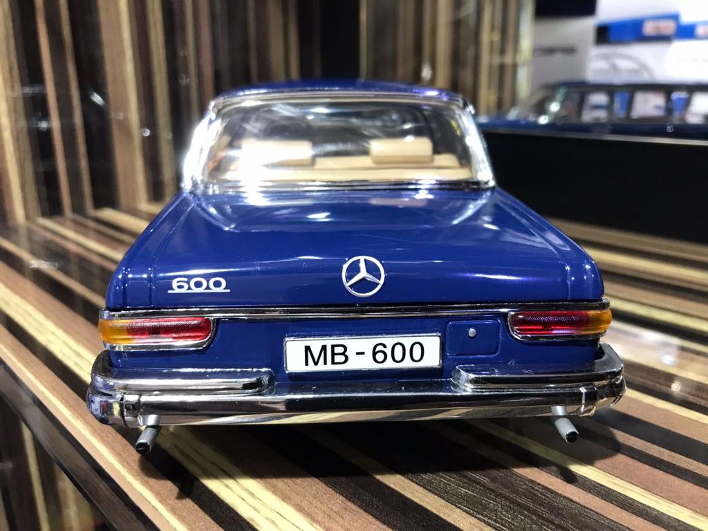 Mercedes-Benz MB600 Sun Star