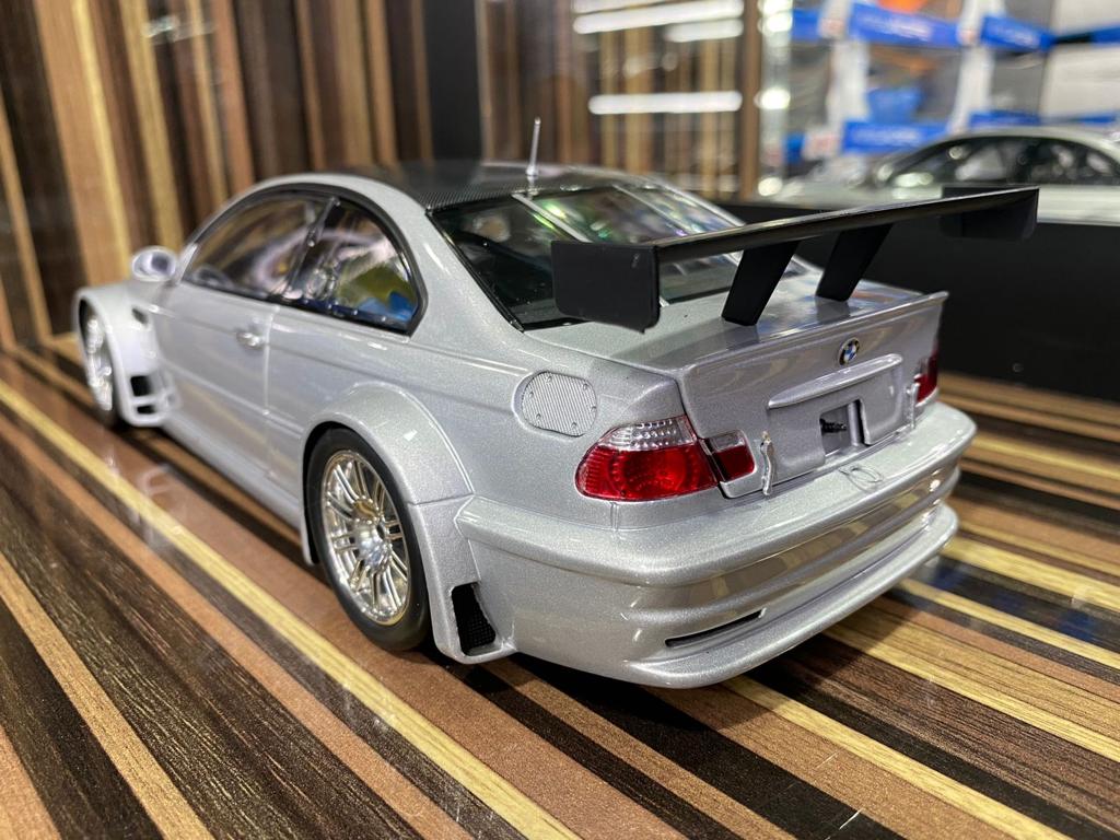 BMW M3 GTR 2001 Minichamps