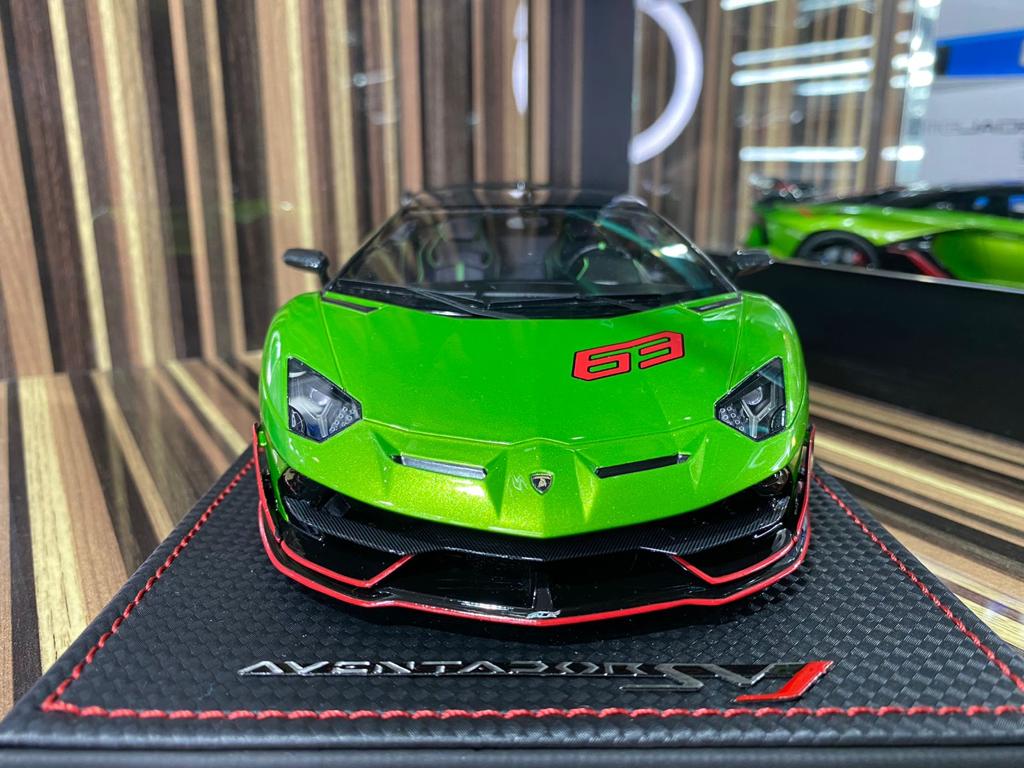 1/18 Resin Lamborghini Aventador SVJ Green by MR