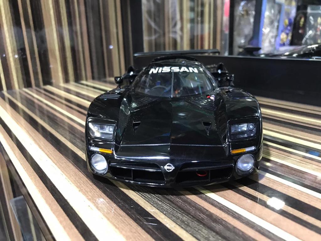 1/18 Diecast Nissan R390 GTI Black AUTOart Scale Model Car – dturman.com
