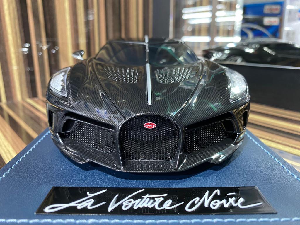 1/18 Diecast Bugatti La Voiture Noir Black & Carbon Model car by MR Collection