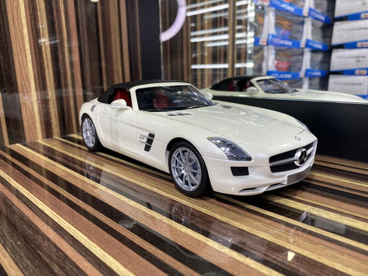 1/18 Diecast Mercedes-Benz SLS AMG Roadster White Norev Scale Model Car