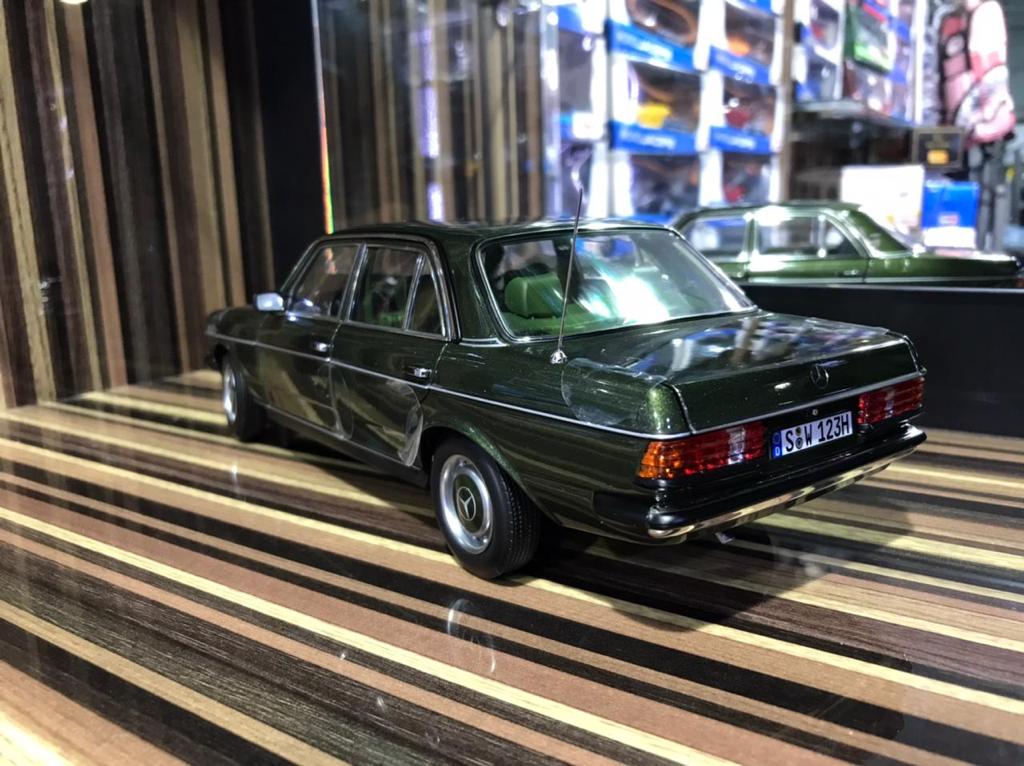 1/18 Diecast Mercedes-Benz 200 1980-1985 Olive Norev Scale Model Car