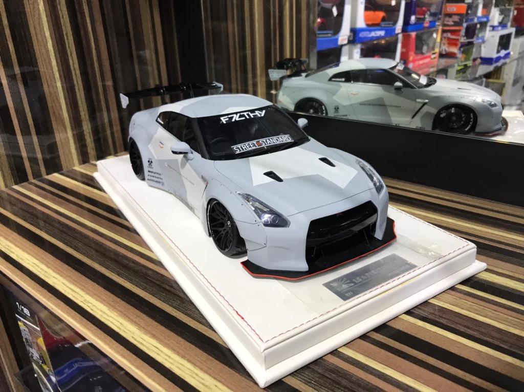 Nissan GT-R R35 Liberty Walk One Model – dturman.com