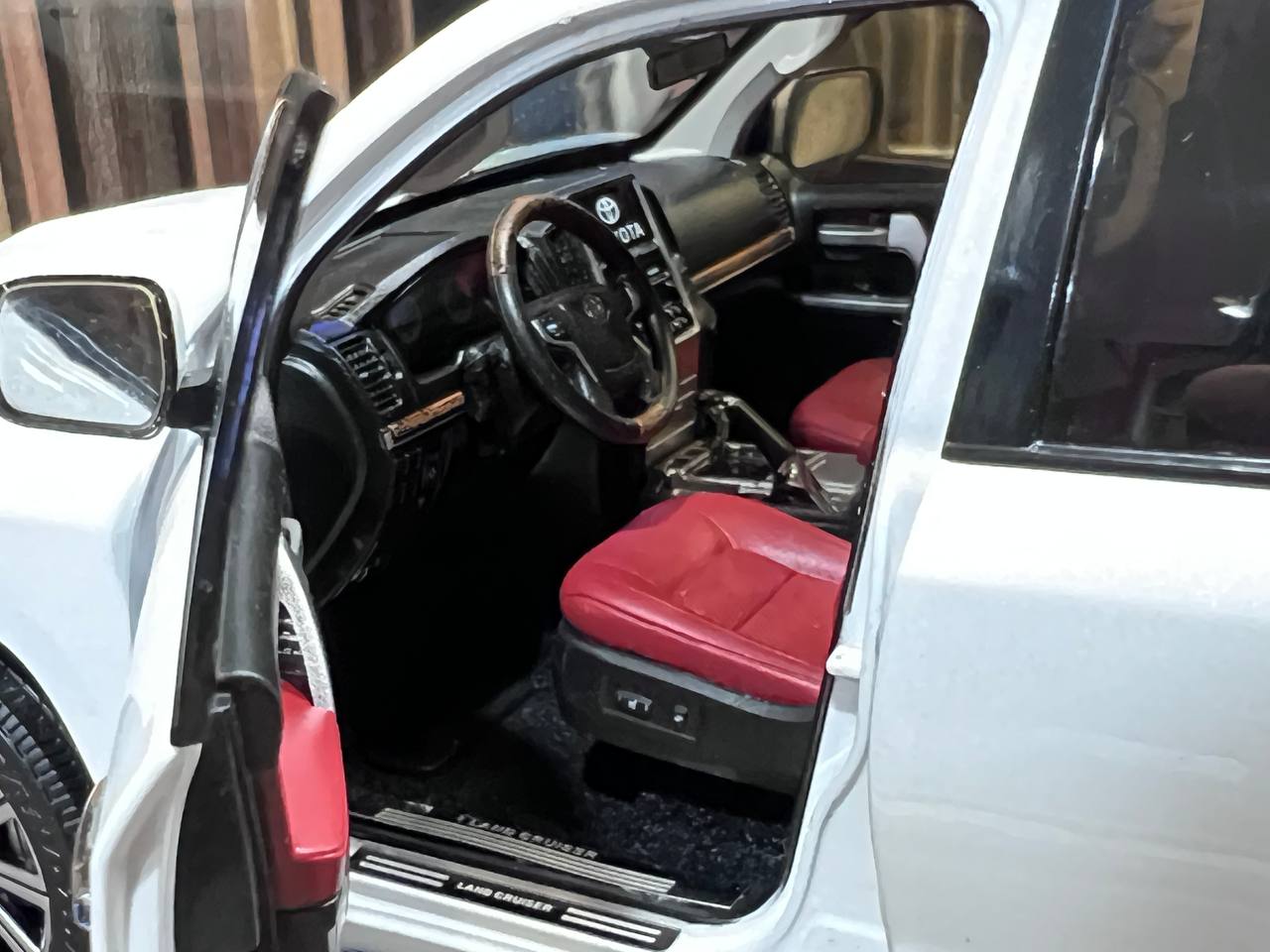 Toyota Land Cruiser 200 KengFai
