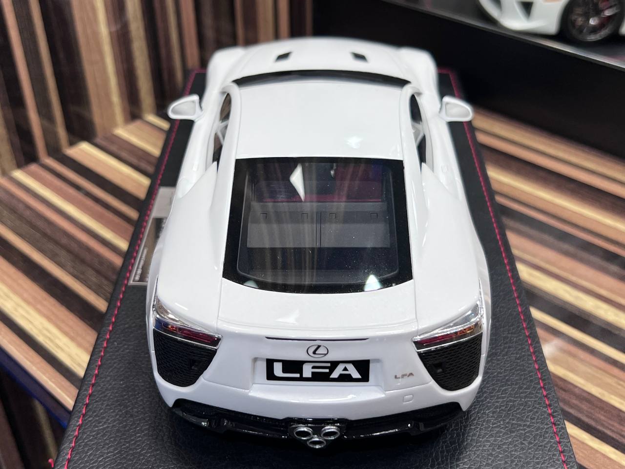 1/18 Diecast Lexus LFA White IVY Models Scale Model Car