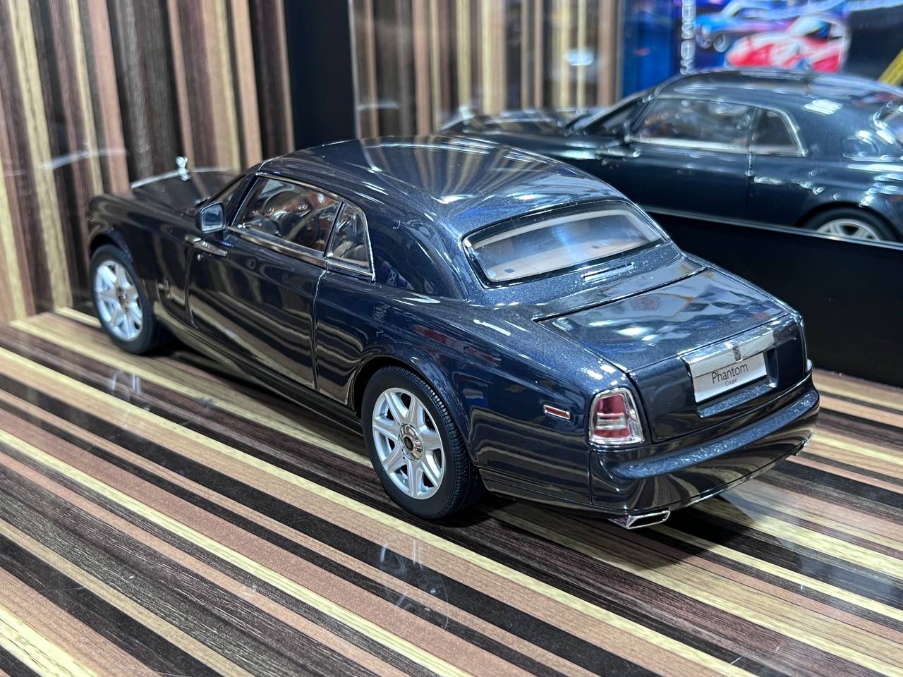 1/18 Diecast Rolls-Royce Phantom Coupe Dark Grey Kyosho Scale Model Car