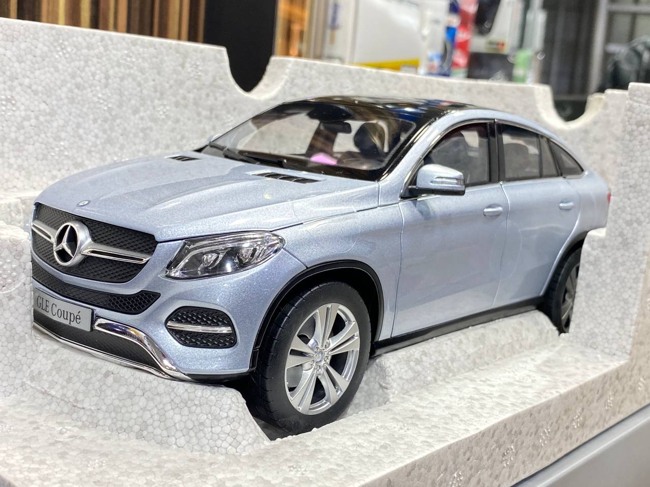 1/18 Diecast Mercedes-Benz GLE-Klasse Silver Norev Scale Model Car