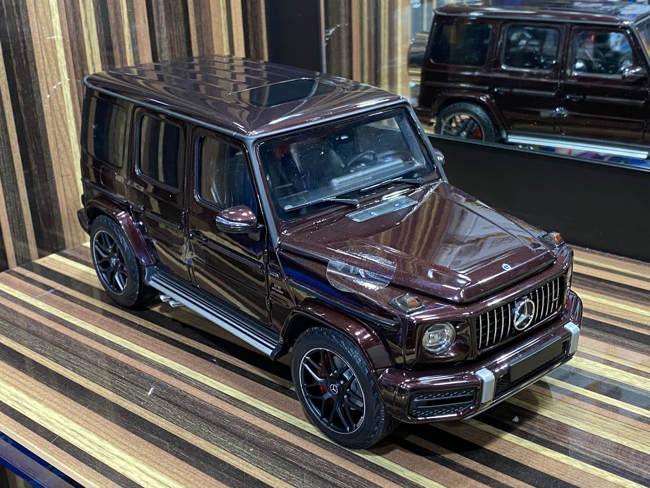 Mercedes-Benz AMG G-63 Minichamps