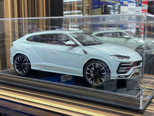 Lamborghini Urus MR
