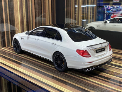 1/18 Diecast Mercedes-Benz AMG E63 S White GT Spirit Scale Model Car