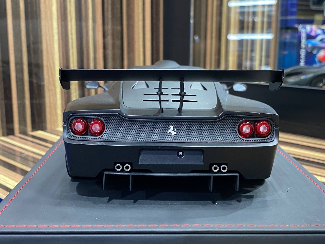 1/18 Diecast Miniature Ferrari F50 GT Black Autobarn Model Car