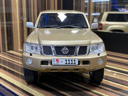 1/18 Diecast Nissan Patrol Safari Y61 IVY Models Scale Model Car