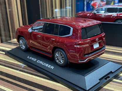 1/18 Diecast Miniature Toyota Land Cruiser 300 Model Car