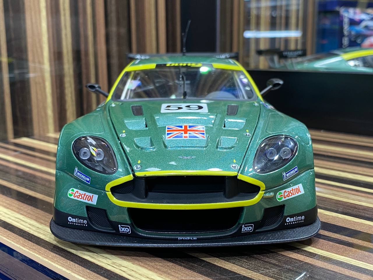 1/18 Diecast Aston Martin DBR9 Racing #59 Green Solido Miniature Model Car