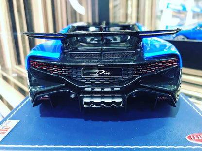1/18 Resin Bugatti Divo Blue by MR Collection